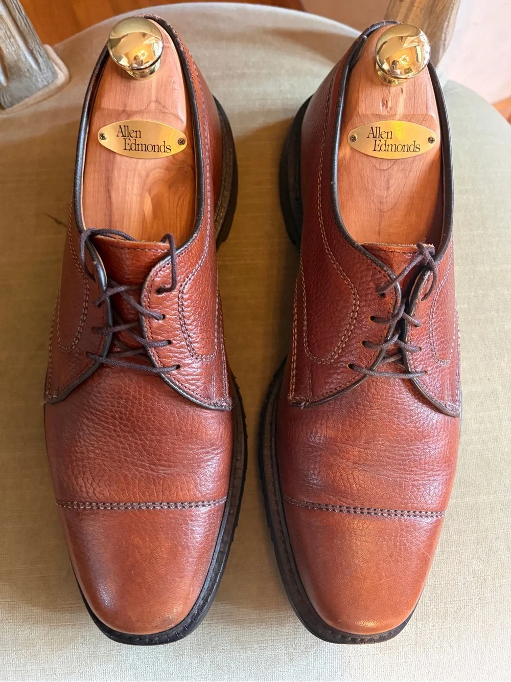 Allen Edmonds Becker Pebbled Leather Cap Toe Oxfords 8.5 D Cognac Brown
